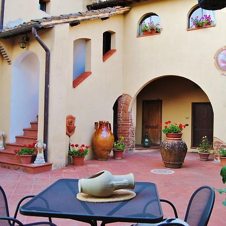Il Colombaio, Siena -Appartamenti E Camere-Isola d'Arbia エクステリア 写真
